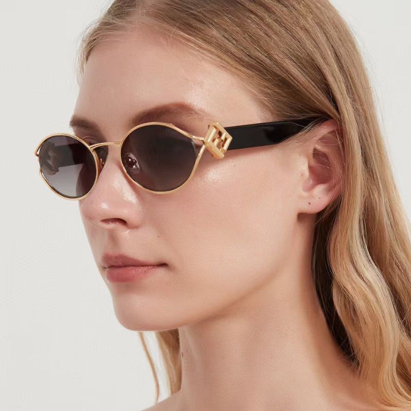 Women's fashion sunglasses with elegant metal frame and UV protection Skanto