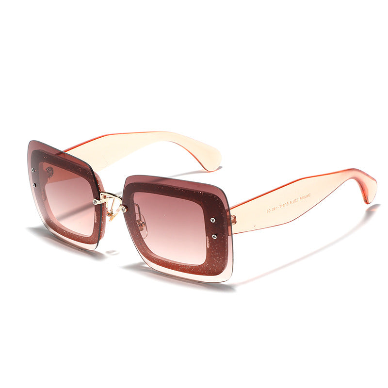 Dame kvadratisk solbrille med innovativ ramme Skanto