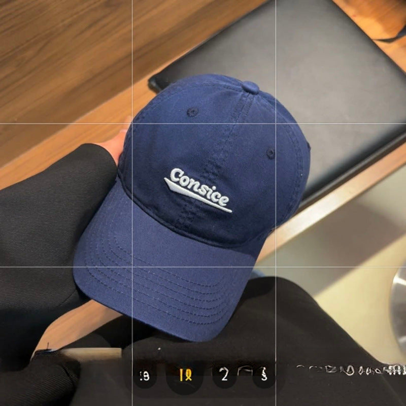 Kvinnenes klassiske broderte justerbare caps Skanto