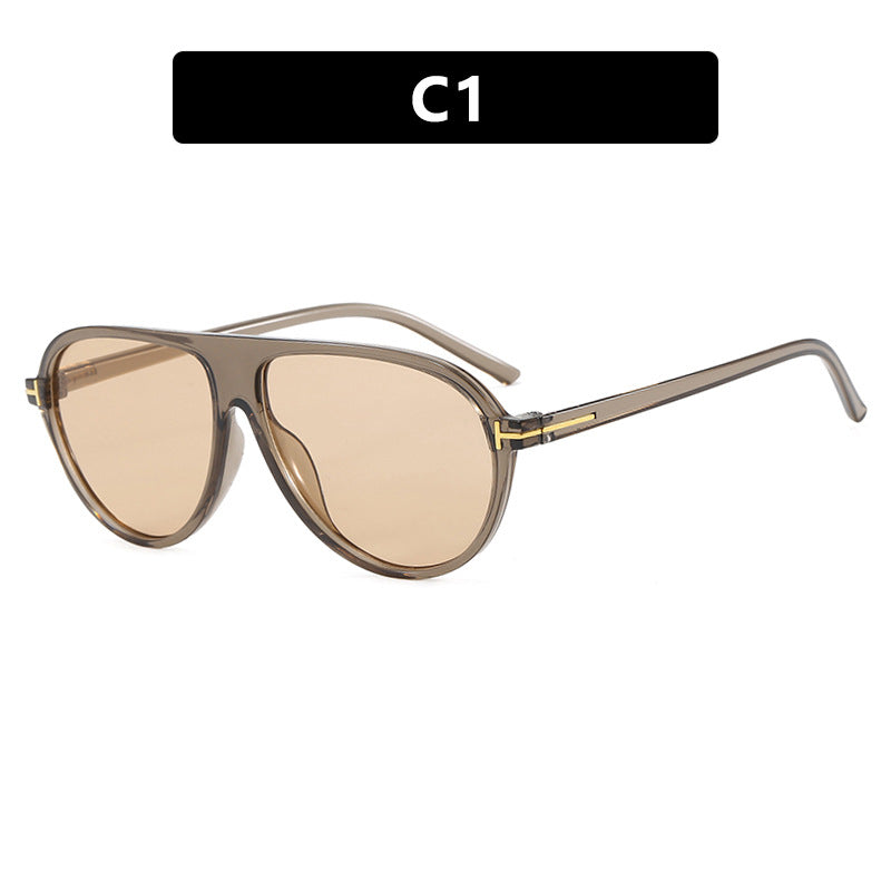 Women's stylish sunglasses in aerodynamic design Skanto