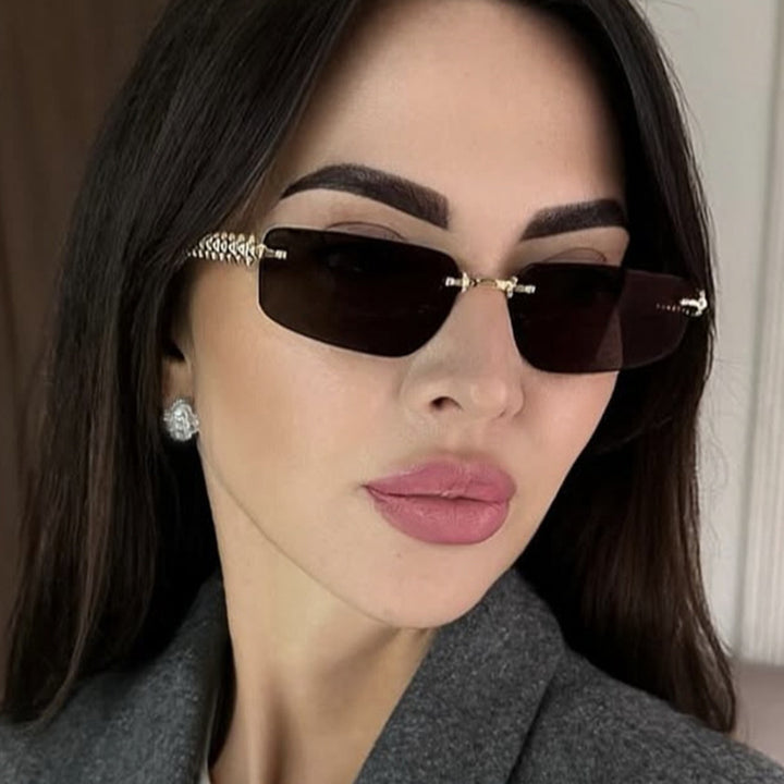 Women's square sunglasses with filigree frame and luxurious details Skanto