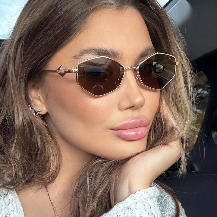 Women's geometric sunglasses with protective UV filter and high-end metal frame Skanto