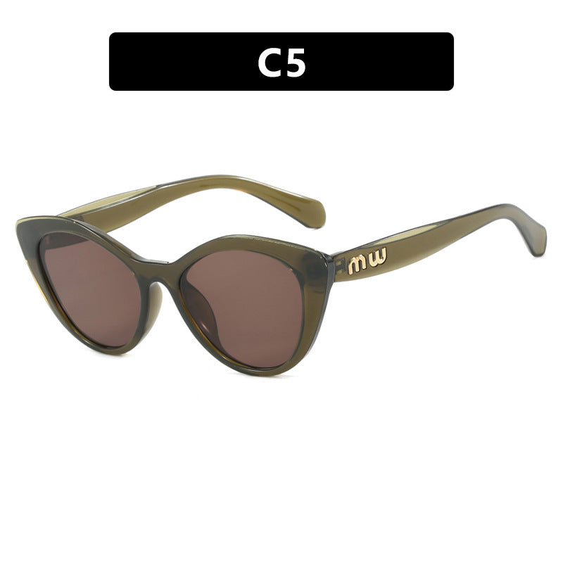 Women's Elegant Cat-Eye Sunglasses with Luxurious High-Quality Frame Skanto