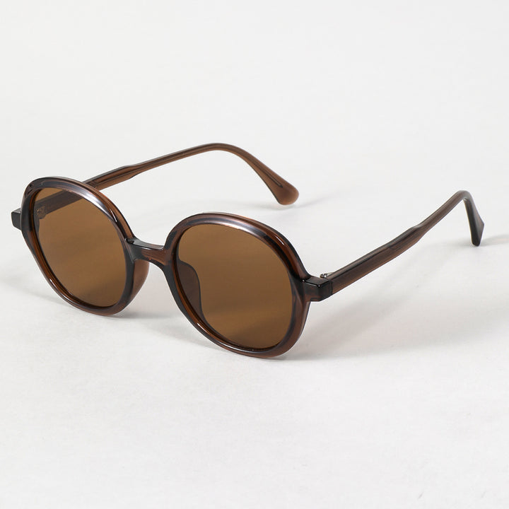 Dame moteriktig solbrille med robust og stilige rammer Skanto
