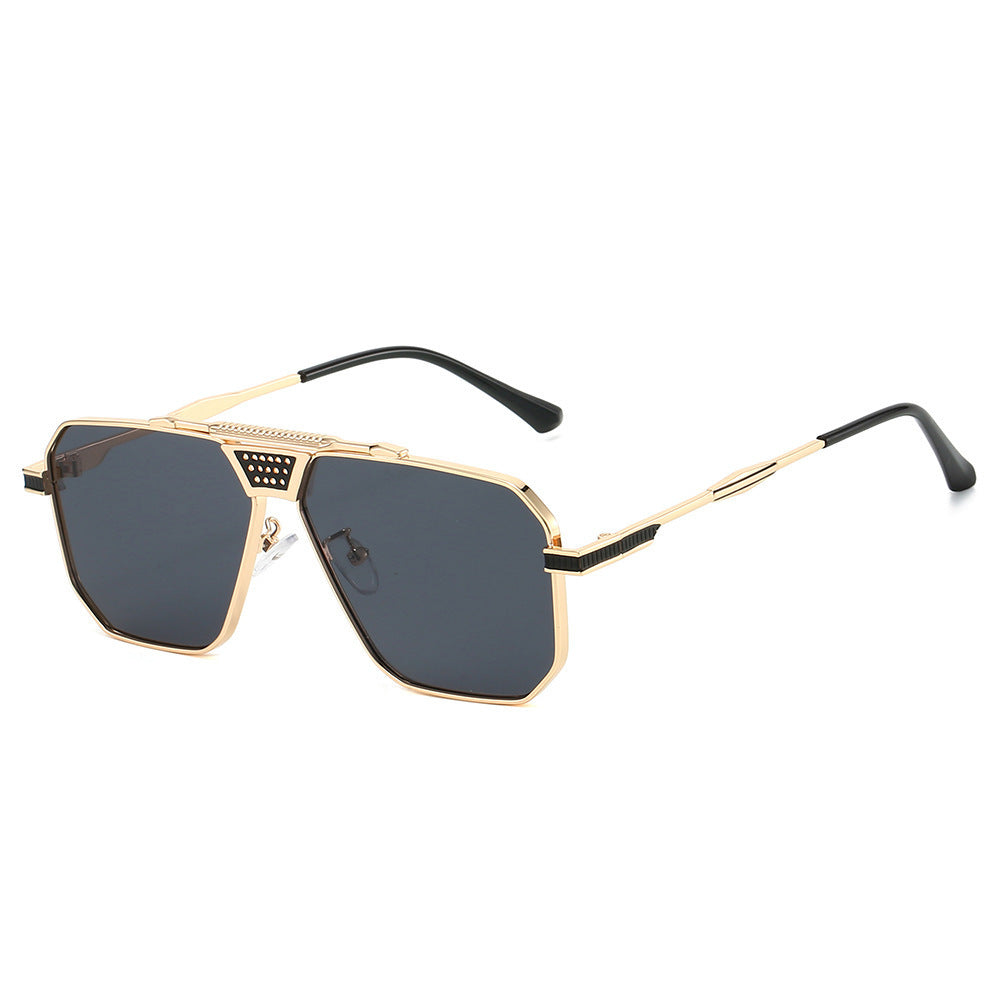 Dame solbrille i luksuriøs, geometrisk design Skanto