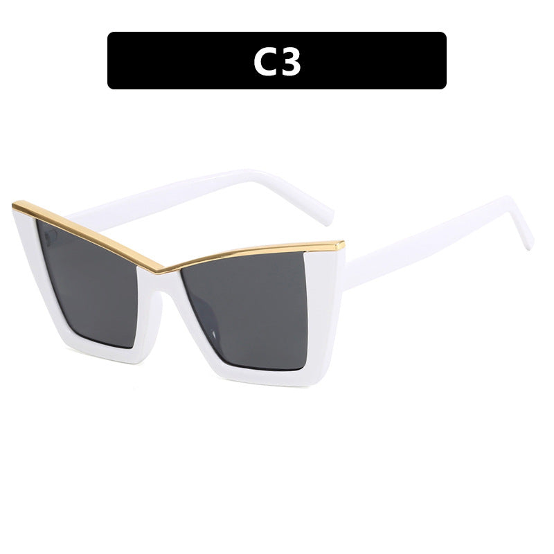 Women's modern Cat-Eye sunglasses with expressive design and protective UV filter Skanto