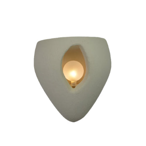 Skanto | Vegglampe laget av polystyren i Wabi-Sabi stil