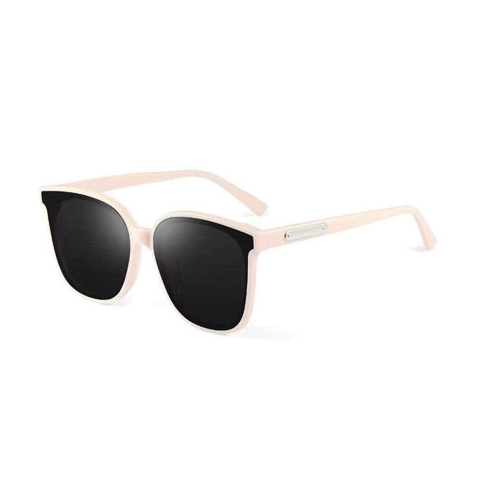 Dame Oversized Solbriller med trendy og klassisk design Skanto