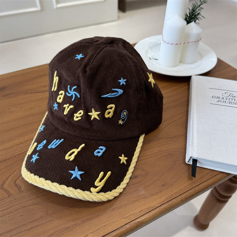 Kvinnens broderte cordfløyels baseball cap Skanto