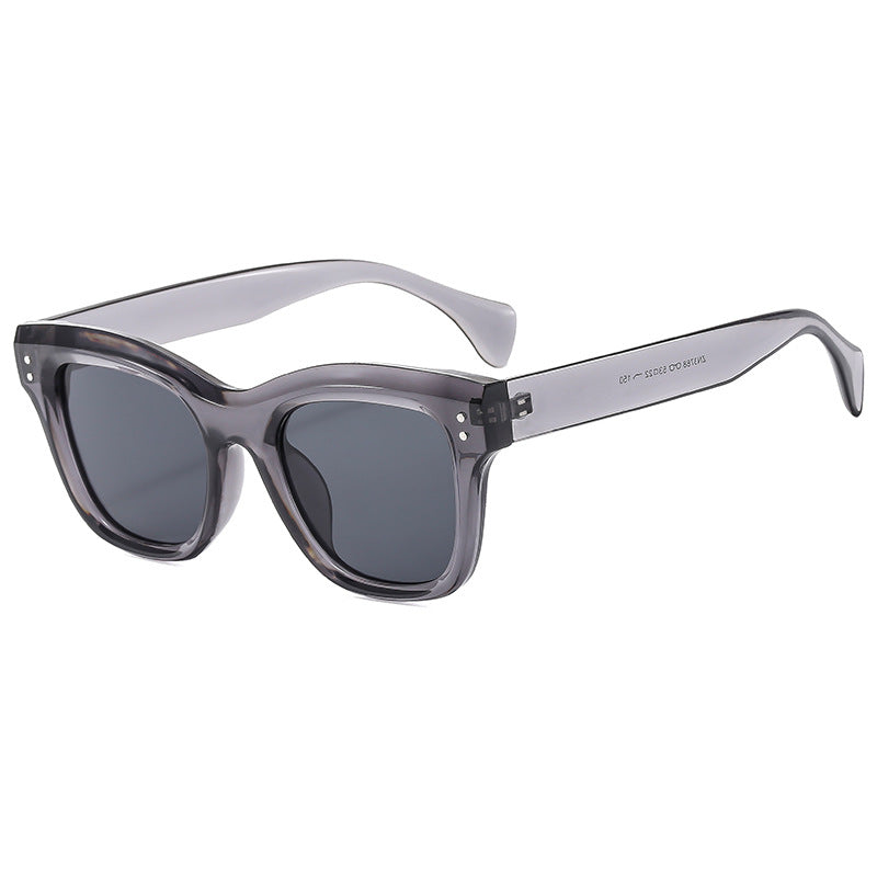 Dame retro-inspirert solbrille med beskyttende UV-lysfilter Skanto