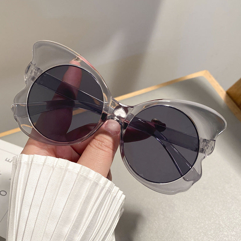 Dame Cat-Eye solbriller med unik rammeform og UV-beskyttelse Skanto