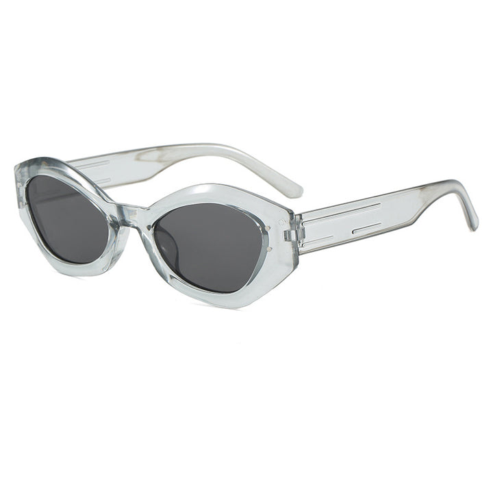 Dame Cat-Eye solbriller med moderne design og bred ramme Skanto