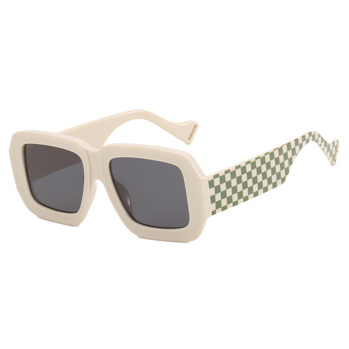 Women's fashion sunglasses with square design and stylish pattern Skanto