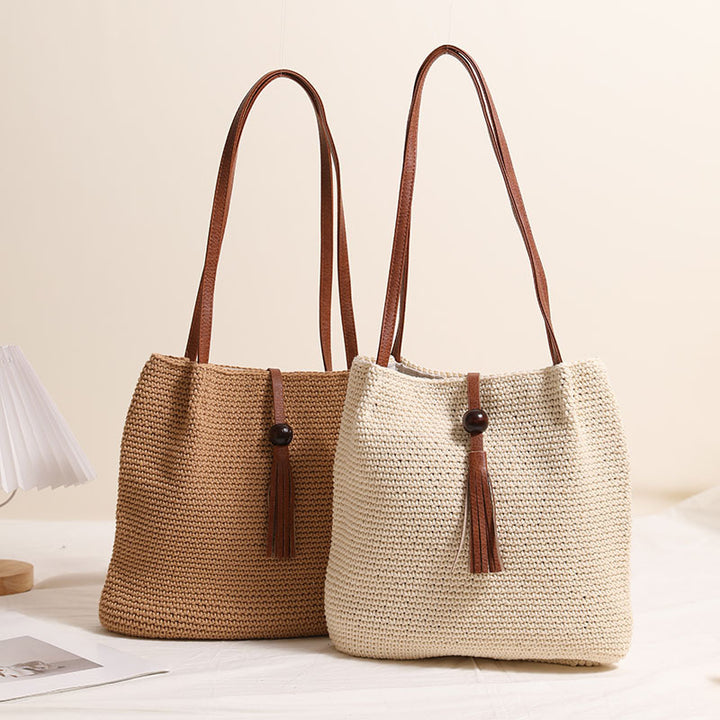 Hand-crocheted crossover bag with leather details Skanto