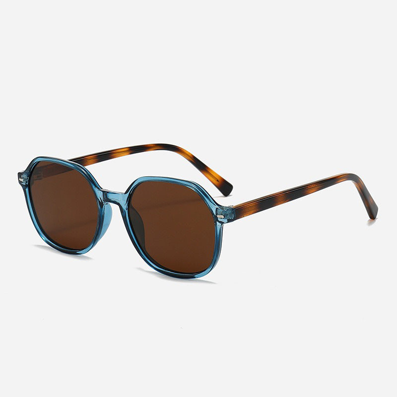 Dame moteriktig solbrille i ekstravagant havskilpadde-design Skanto