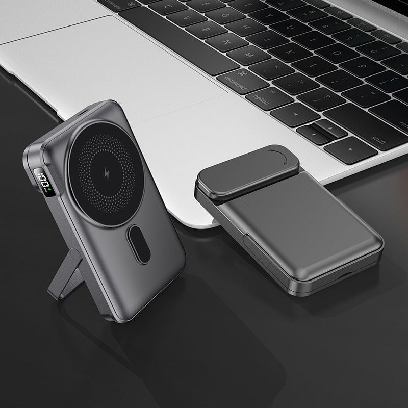 Bærbar powerbank med integrert stativfunksjon og digital ladestatusvisning Skanto