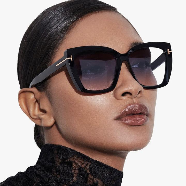 Women's large sunglasses in modern design with trendy tortoise pattern Skanto