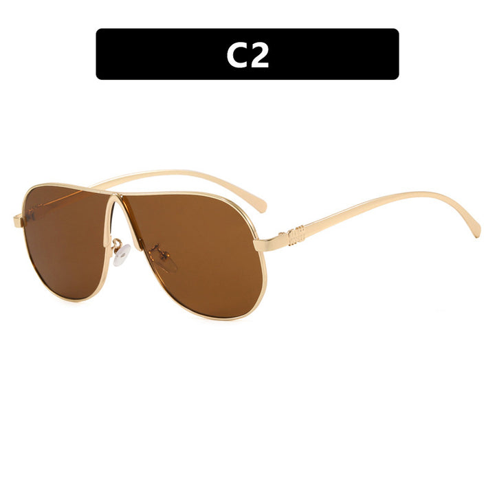Women's oversized sunglasses with modern design Skanto