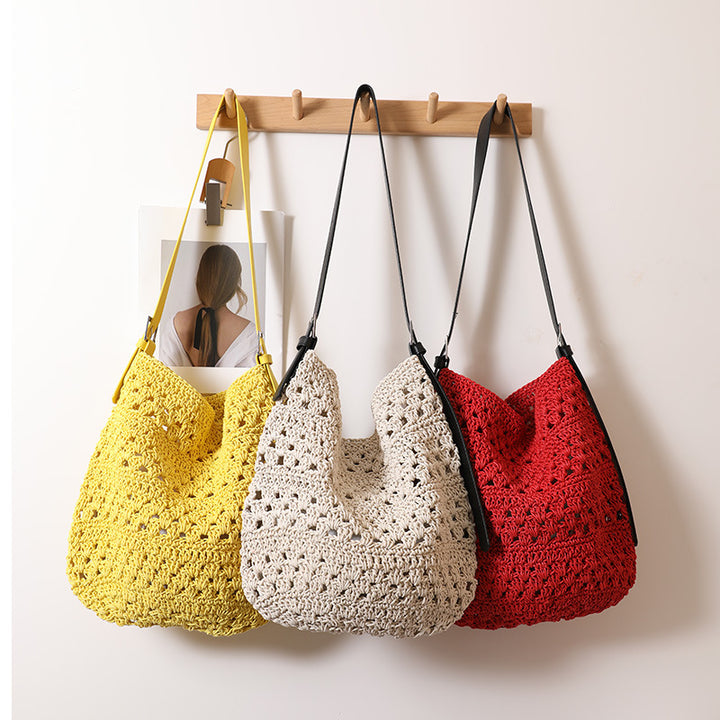 Crocheted shoulder bag with stable strap Skanto