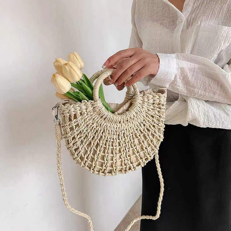 Handmade basket bag with playful design Skanto