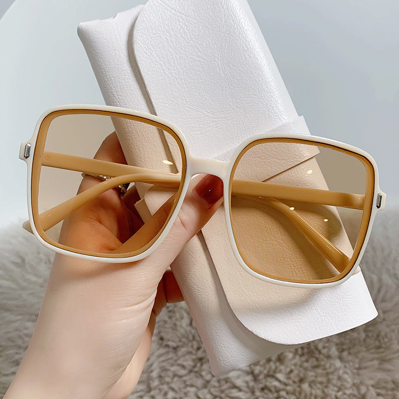 Dame Oversized Solbriller med UV-Beskyttelse og Elegant Design Skanto