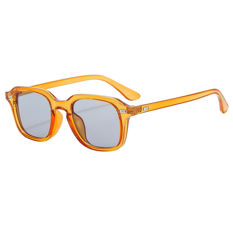 Women's trendy square sunglasses with robust design Skanto