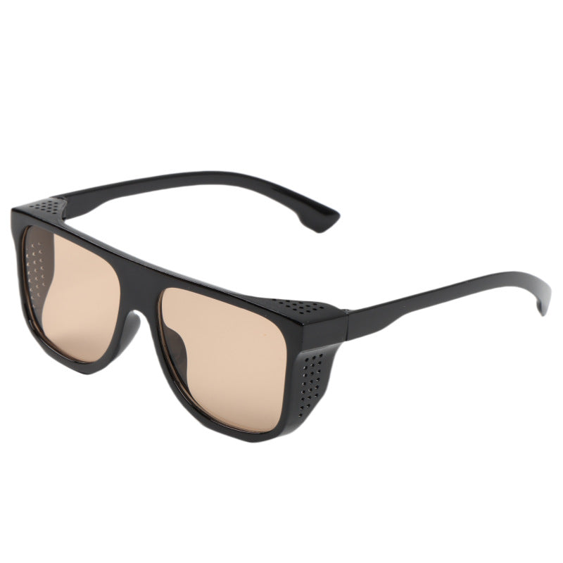 Dame moterik oversized solbrille med unik aksent Skanto