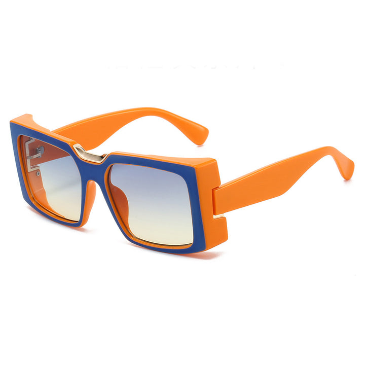 Dame solbriller i iøynefallende geometrisk design Skanto