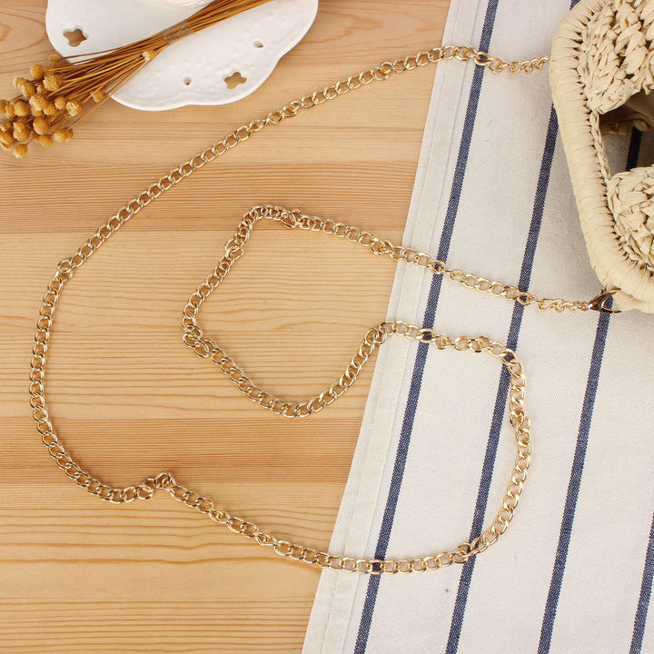 Shoulder Bag from Hand-Knotted Natural Material with Elegant Chain Strap Skanto