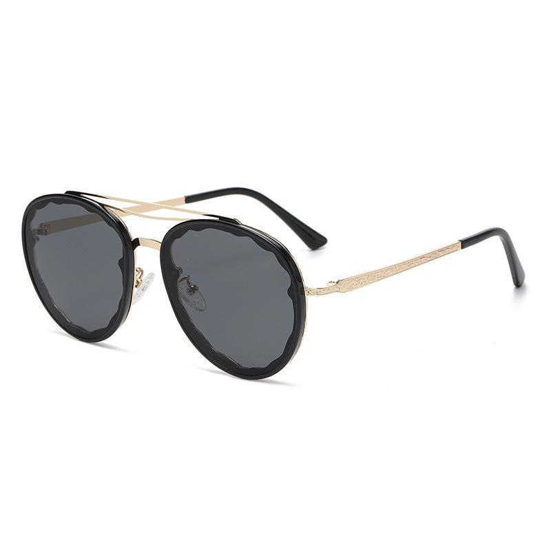 Dame Moderne utformede solbriller i elegant oversized stil Skanto