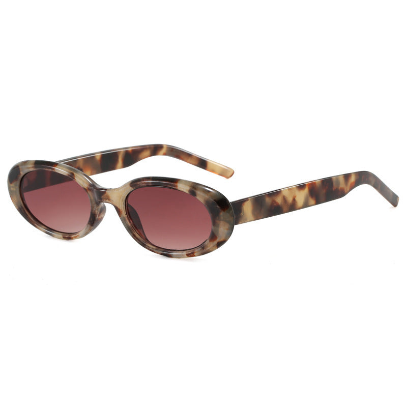 Women's oval sunglasses with transparent effect and UV protection Skanto