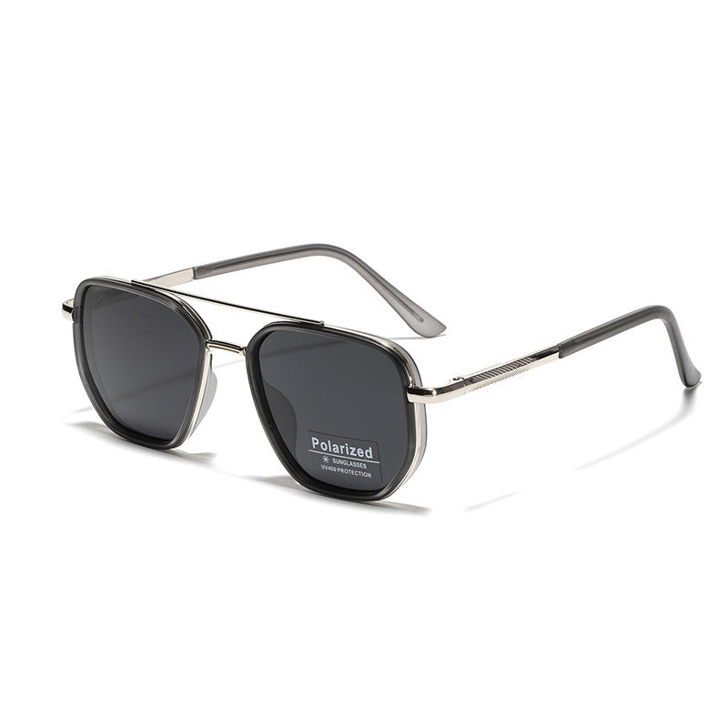 Dame kvadratisk solbrille med polarisert glass og elegant metallramme Skanto