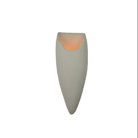 Skanto | Vegglampe laget av polystyren i Wabi-Sabi stil