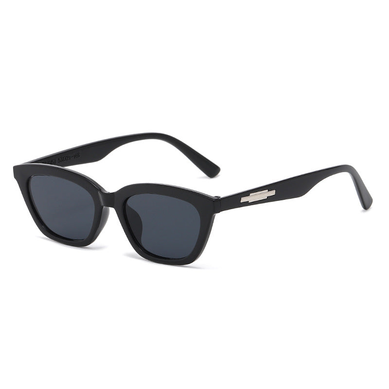 Dame moter Cat-Eye solbriller med transparent ramme og speilglass Skanto