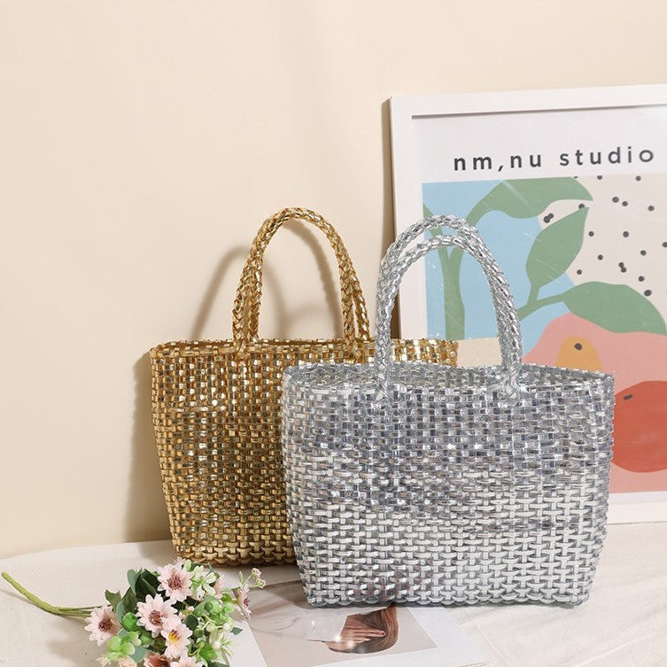Handmade basket bag with innovative weaving technique Skanto