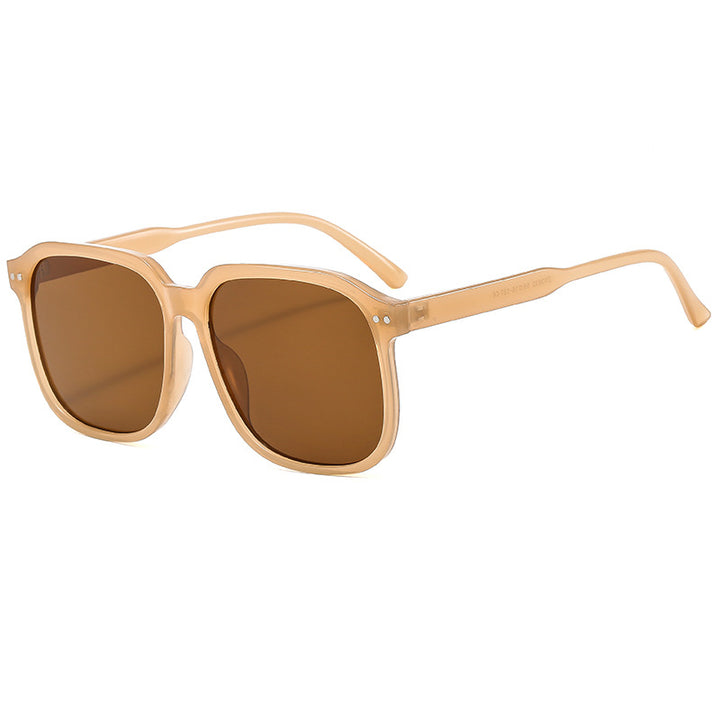Dame firkantet solbrille med moderne plastisk ramme Skanto