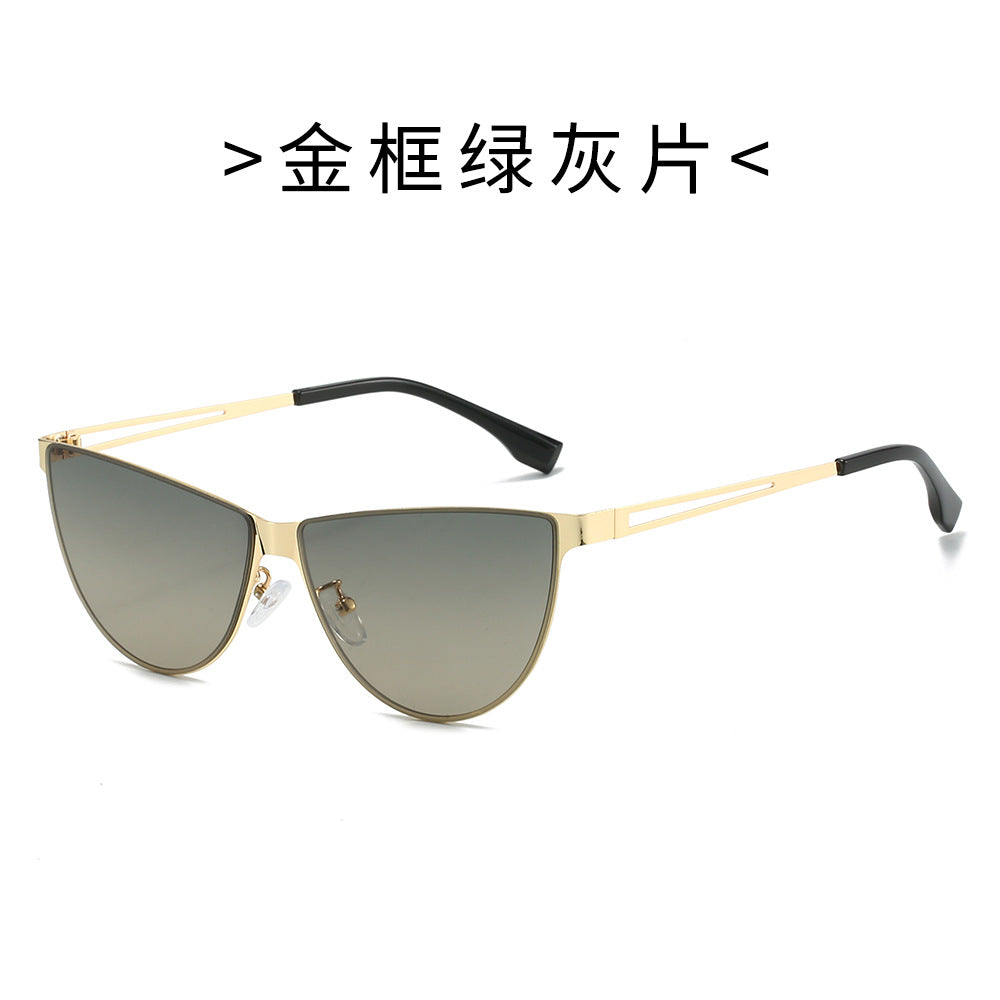 Damer Modische Cat-Eye solbriller med elegant metallramme Skanto