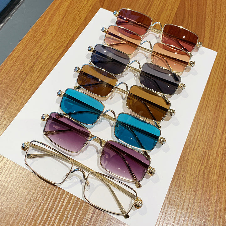 Women's elegant square sunglasses with luxury metal frame and UV protection Skanto