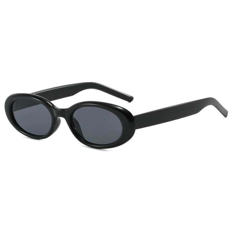Women's oval sunglasses with transparent effect and UV protection Skanto