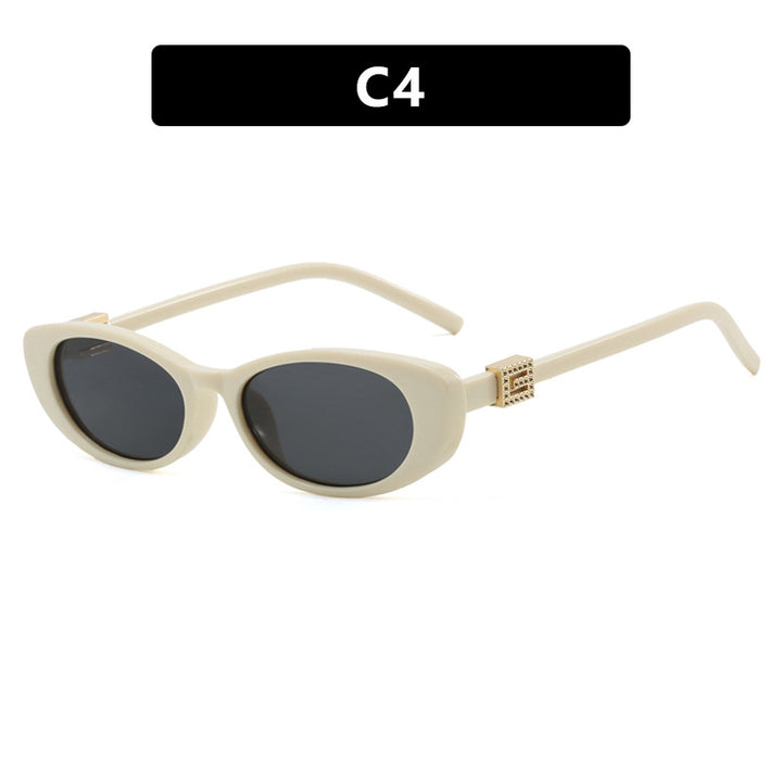 Women's Elegant Cat-Eye Sunglasses with Fine Accents Skanto