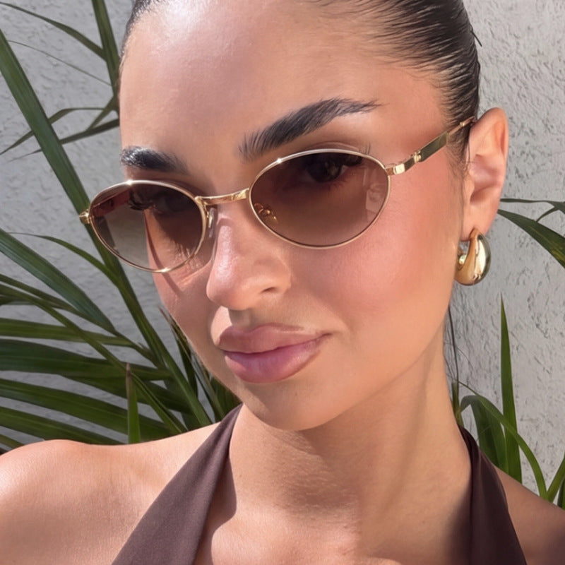 Women's Fashionable Glasses in Elegant Wire Frame Skanto