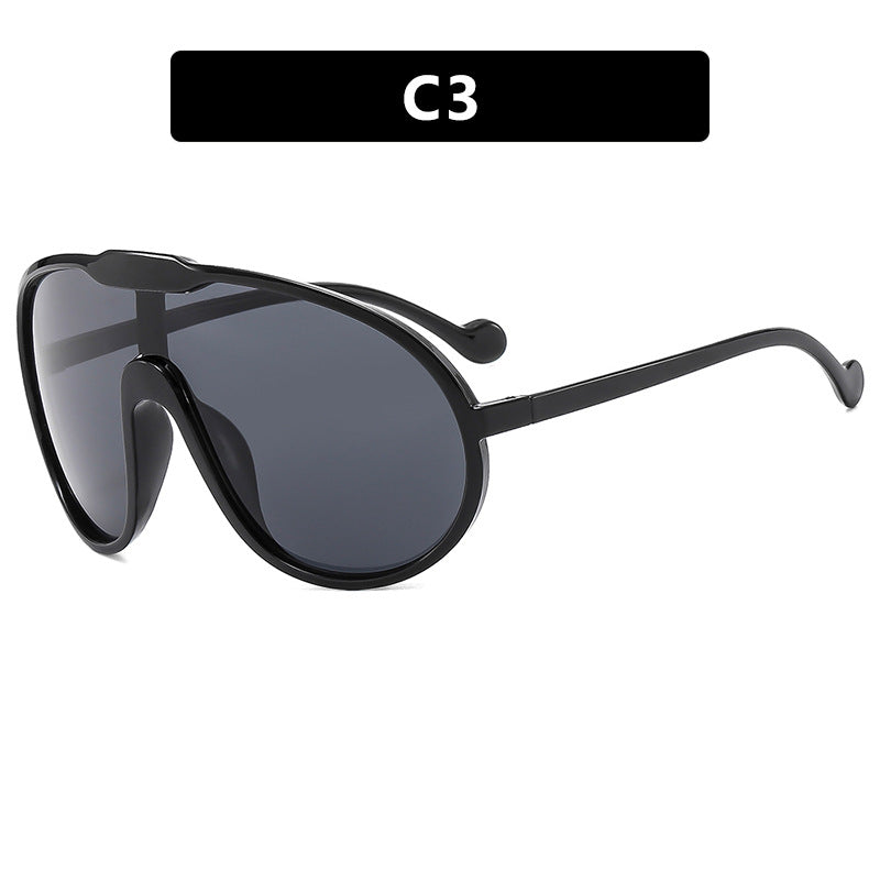 Dame futuristisk gjennomsiktig solbrille med elegant form Skanto