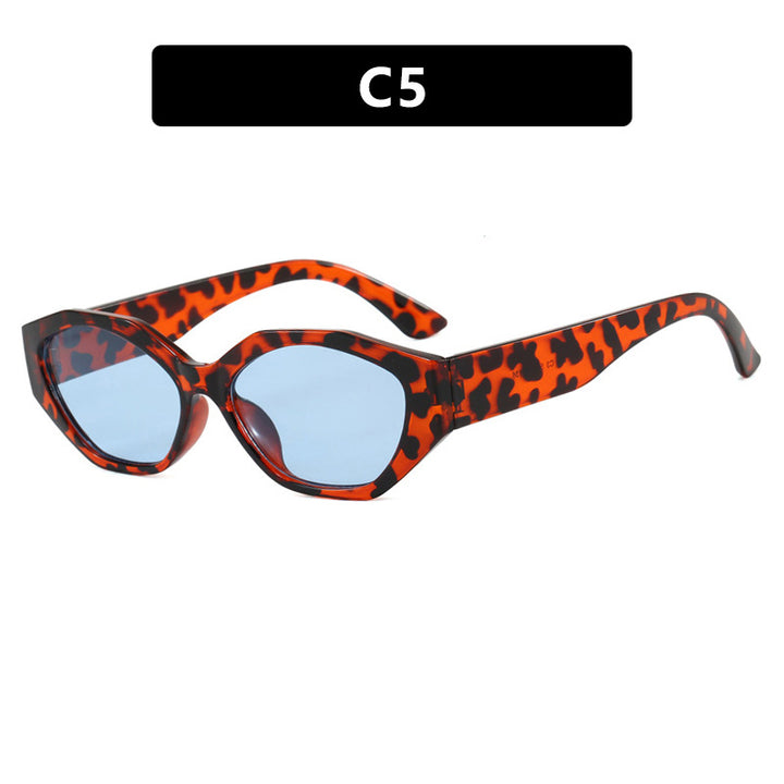 Women's stylish sunglasses in modern geometric design with protective UV filter Skanto