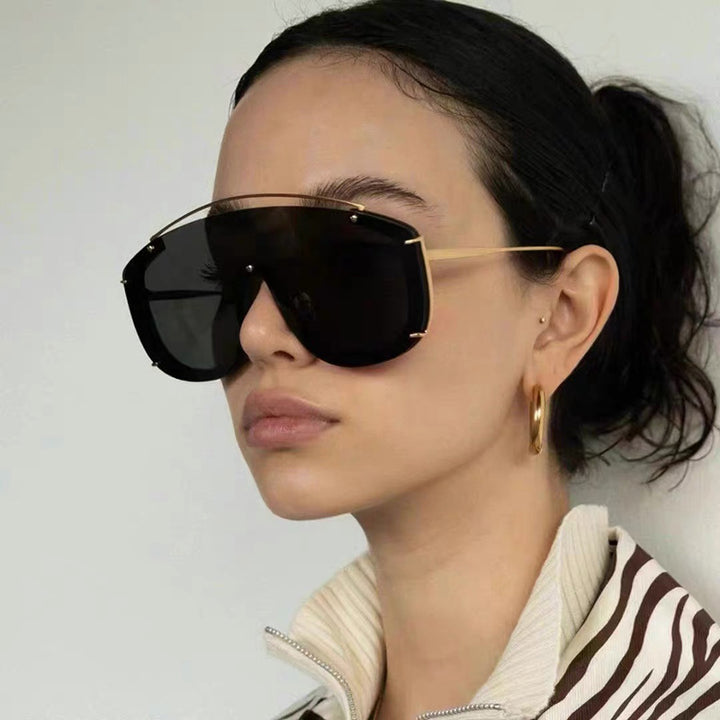 Women's futuristic oversized sunglasses Skanto
