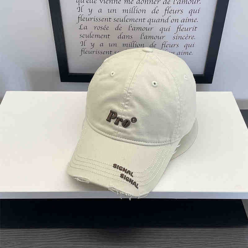 Kvinnenes Casual Slitt Brodert Baseball Caps Skanto