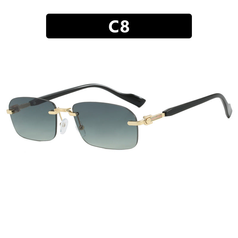 Women's sunglasses with elegant metal frame and stylish wood details Skanto