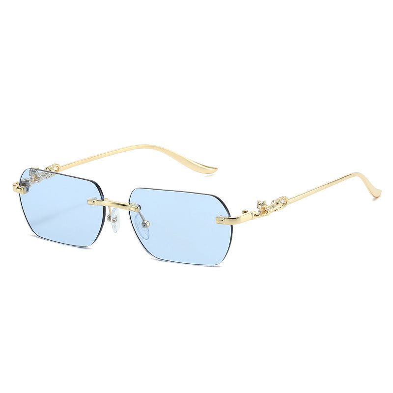 Damer elegant halvmellomrammebrille med dekorative detaljer Skanto