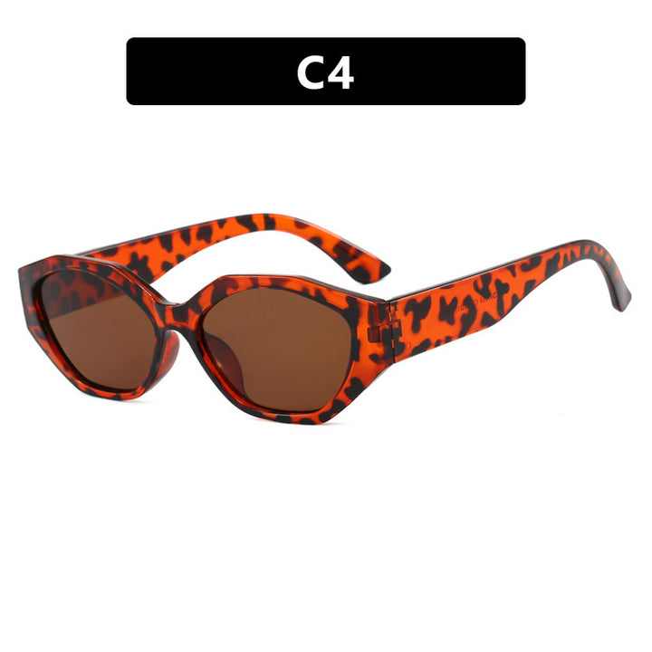 Women's stylish sunglasses in modern geometric design with protective UV filter Skanto