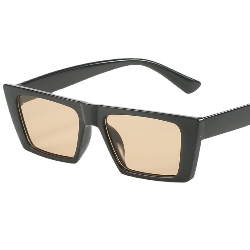 Dame geometrisk solbrille med trendy, firkantet ramme Skanto