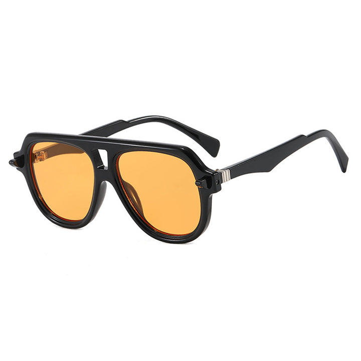 Women's rectangular sunglasses with modern frame and polarized lenses Skanto